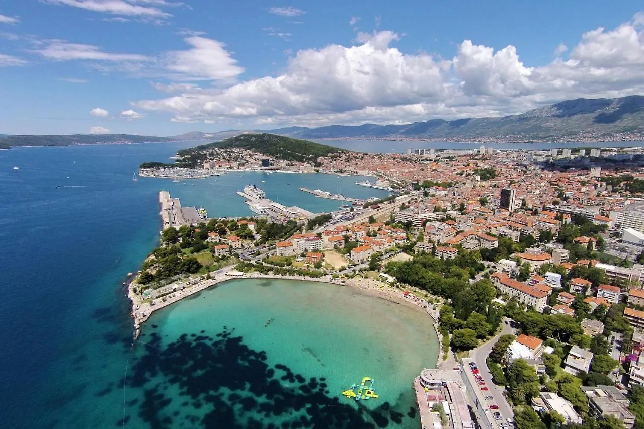 Apartments By The Sea Split - 12647